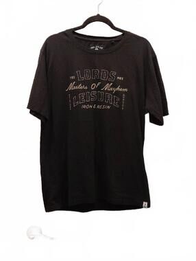 "Iron & Resin"Sz. XL Mens, Black 'Lords Masters Of Mayhem Leisure' Graphic Tee